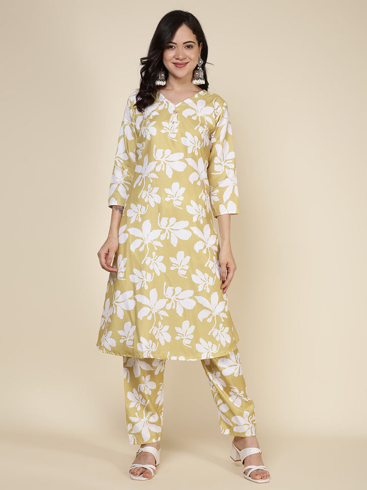 Printed Cotton Blend Kurta With Pants