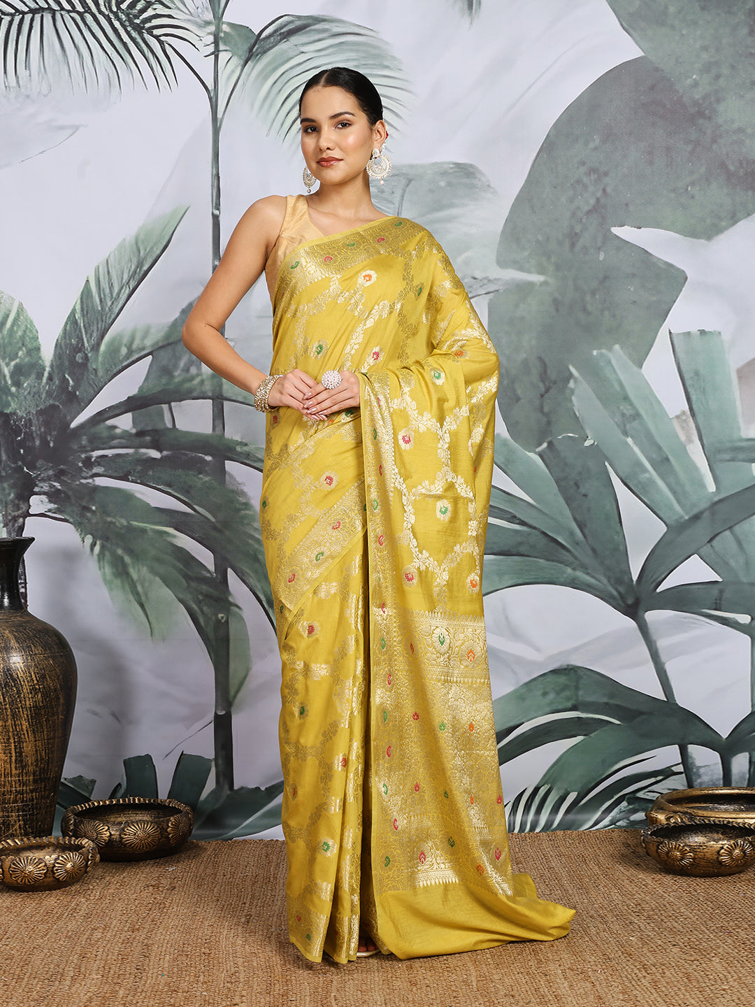 Zari Border Booti Cotton Blend Woven Saree