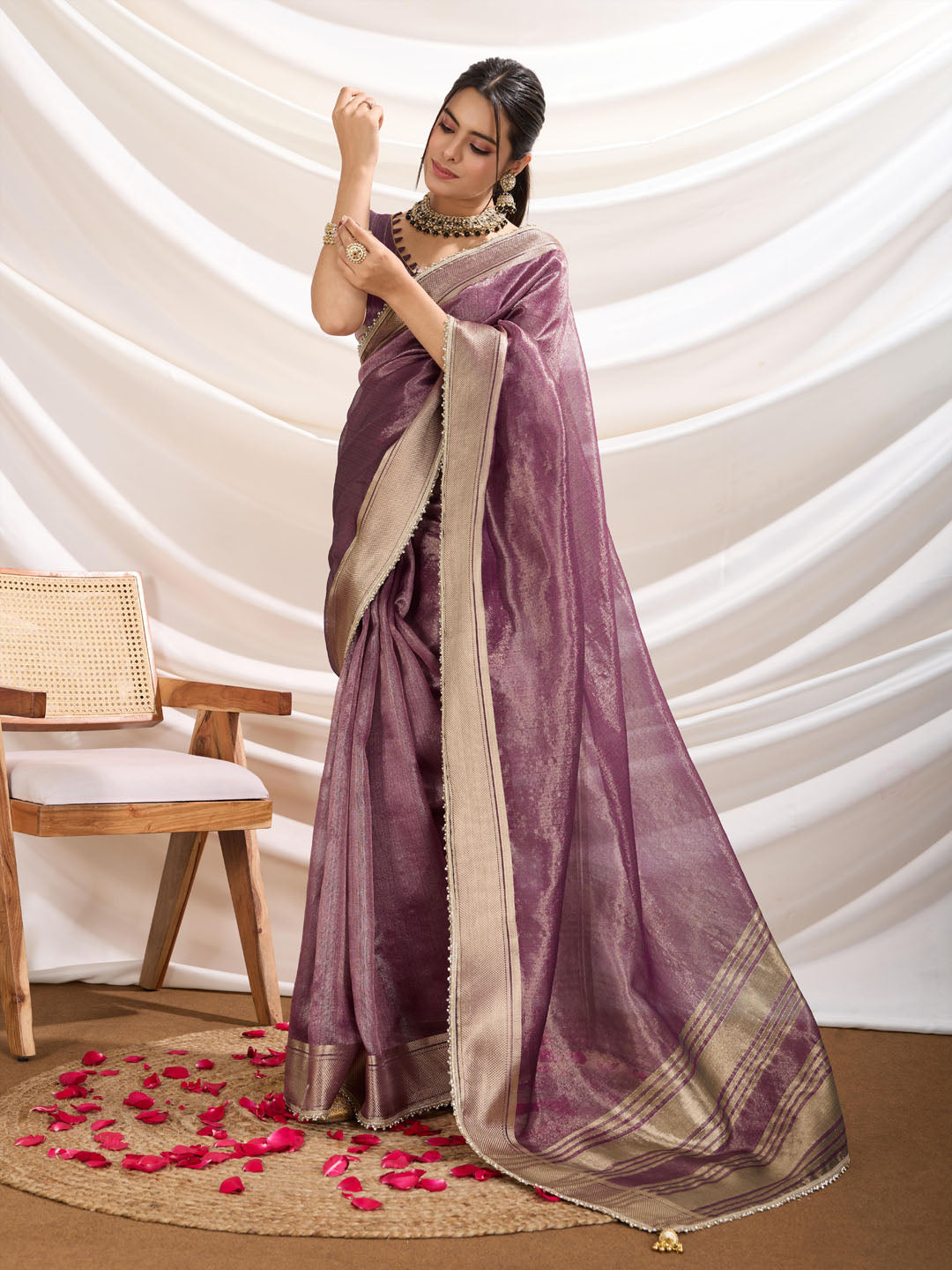 Woven Design Linen Blend Saree
