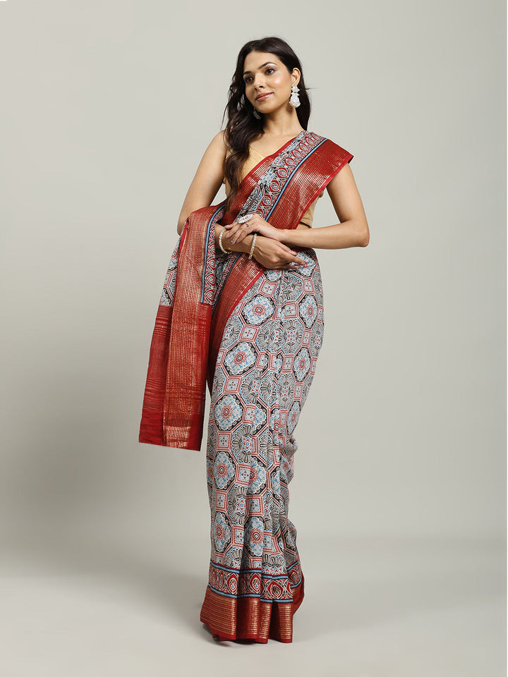 Digital Printed Cotton Blend Woven Saree