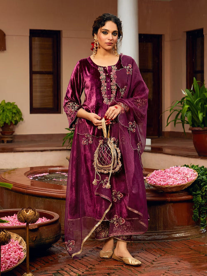 Embroidered Velvet Kurta With Pant &amp; Dupatta