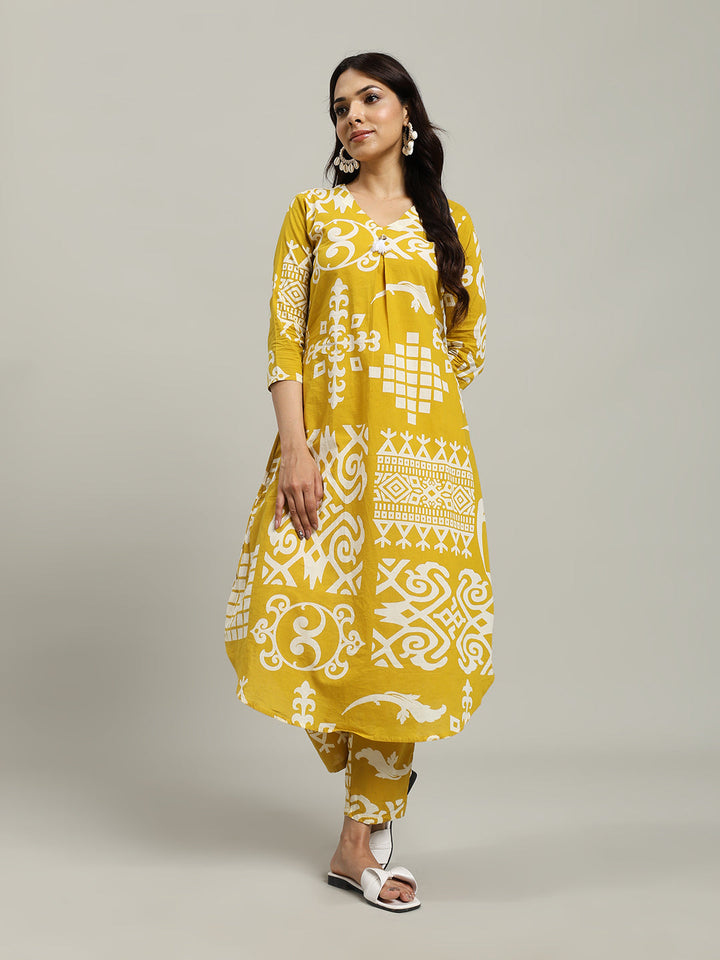 Printed Cotton Blend Kurta With Pants