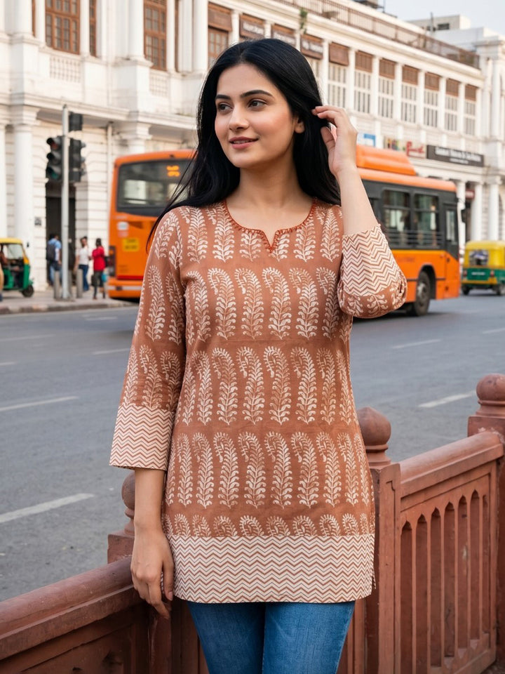 Orange Embroidered Cotton Blend Straight Round Neck Suit Set