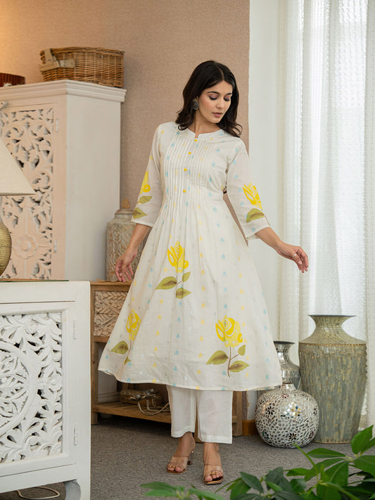 Printed Cotton Blend Kurta With Pants