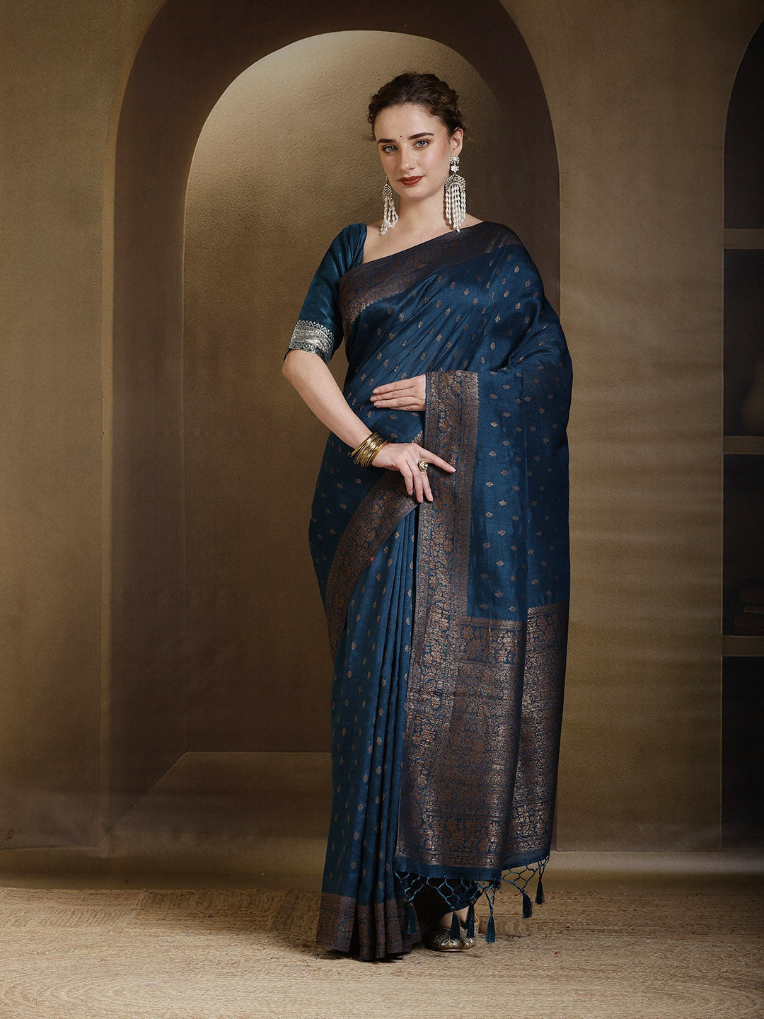 Woven Design Tussar Saree