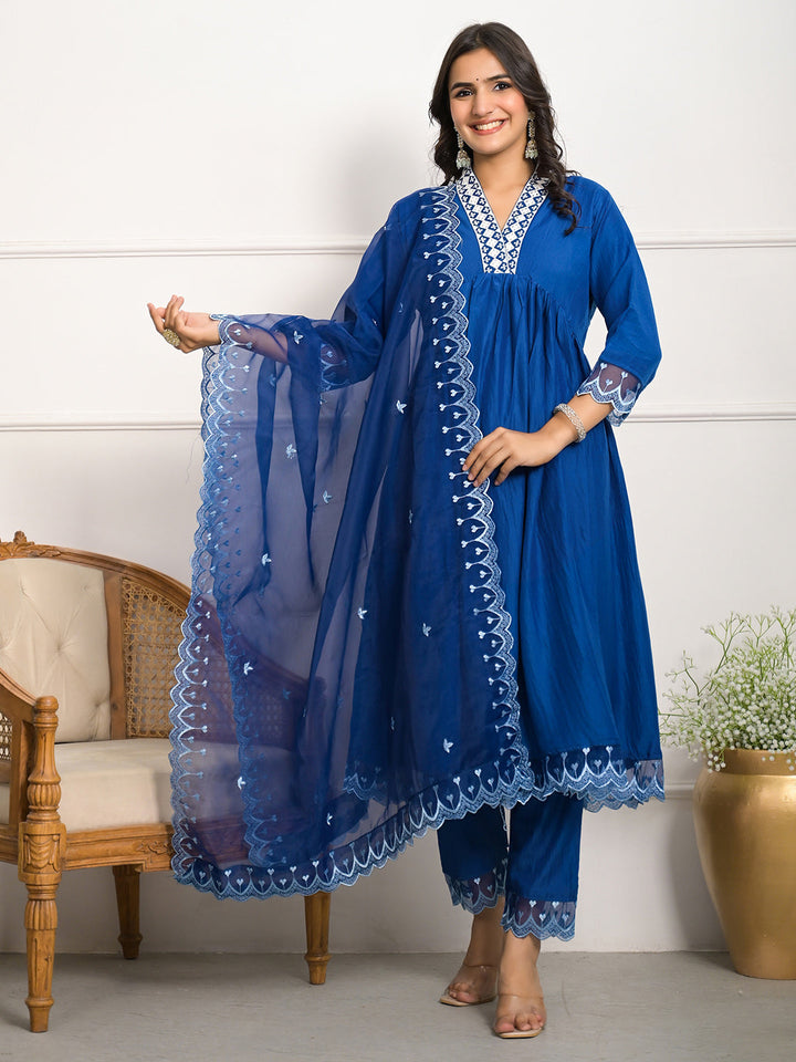 Neck Embroidery Muslin Kurta With Pants &amp; Dupatta