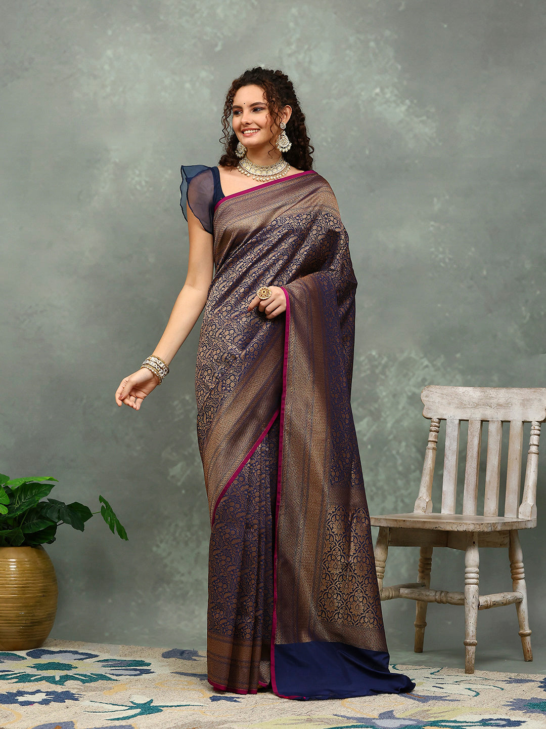 Wovn Border Art Silk Saree