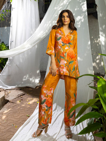 Floral Printed Muslin Kurta With Pants