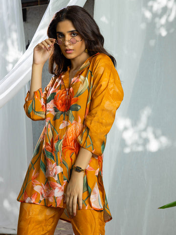 Floral Printed Muslin Kurta With Pants
