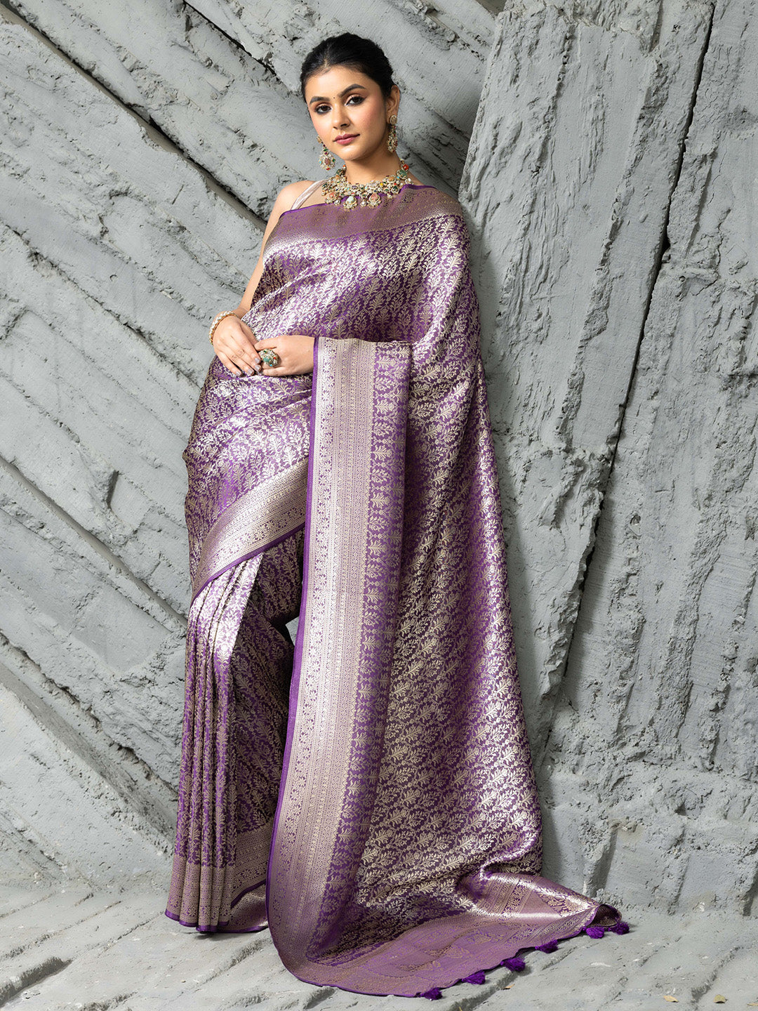 Plain Crepe Saree
