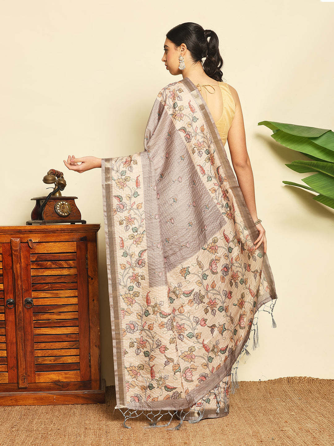 Floral Printed Tussar Saree