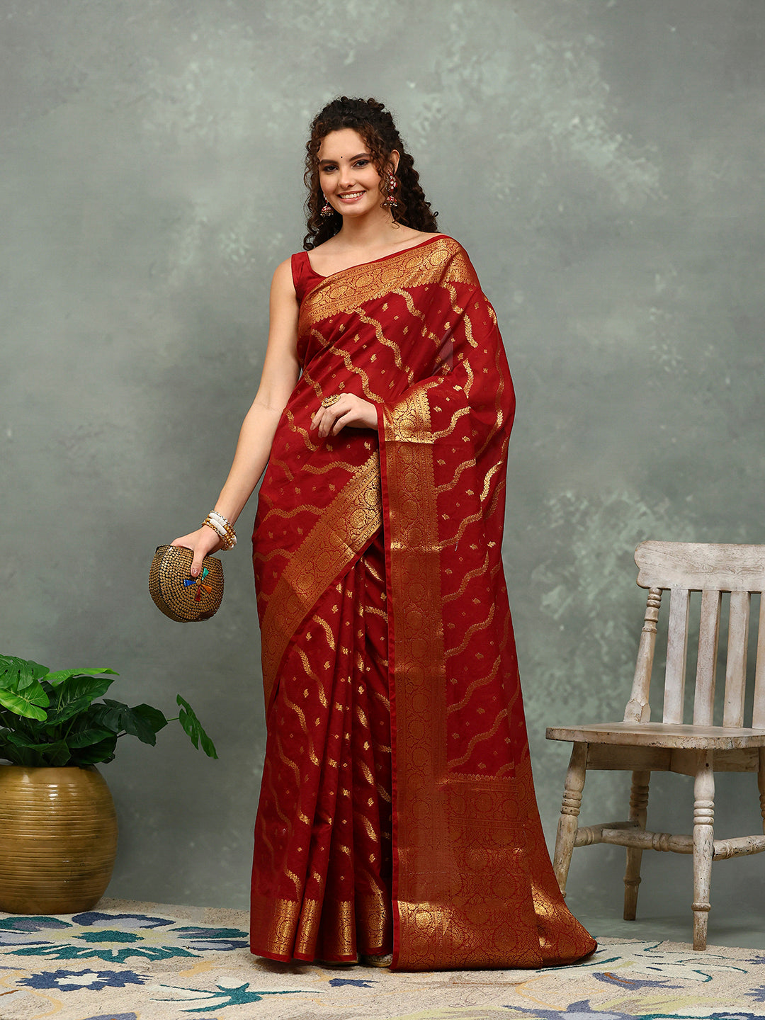 Wovn Border Art Silk Saree