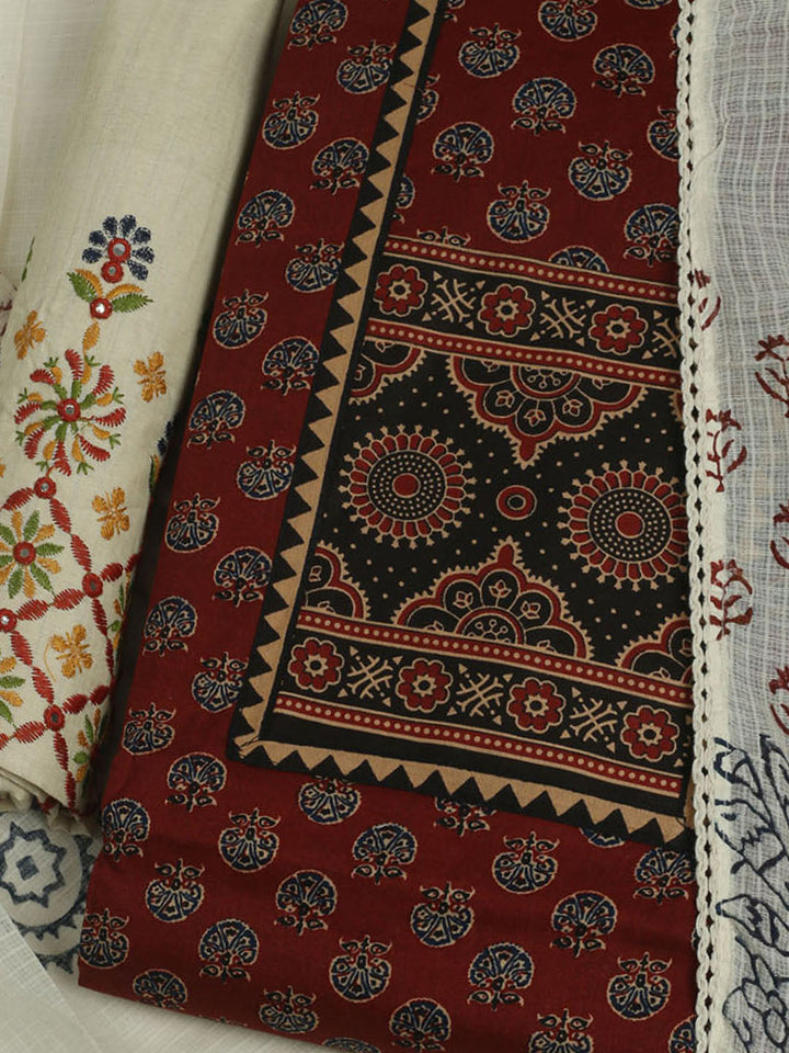 Printed Cotton Unstitched Suits Printed Suit With Pant &amp; Dupatta