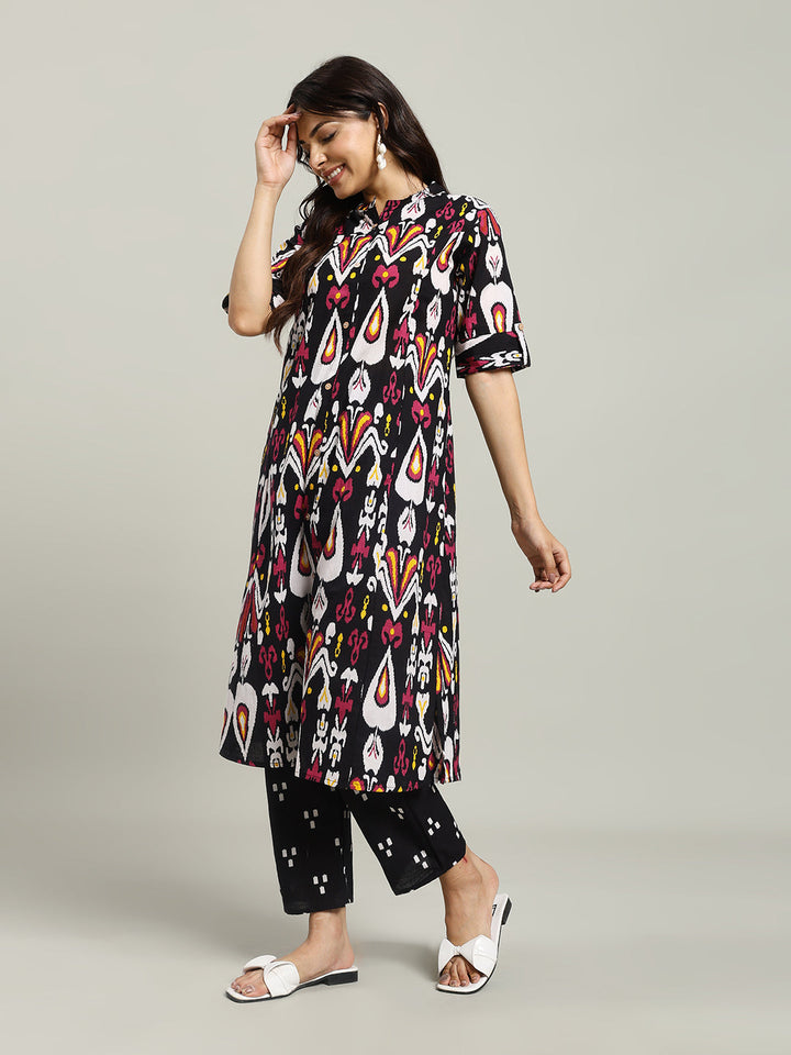 Printed Cotton Blend Kurta With Pants