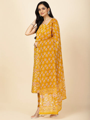 Floral Printed Cotton Unstitched Suit Piece With Dupatta