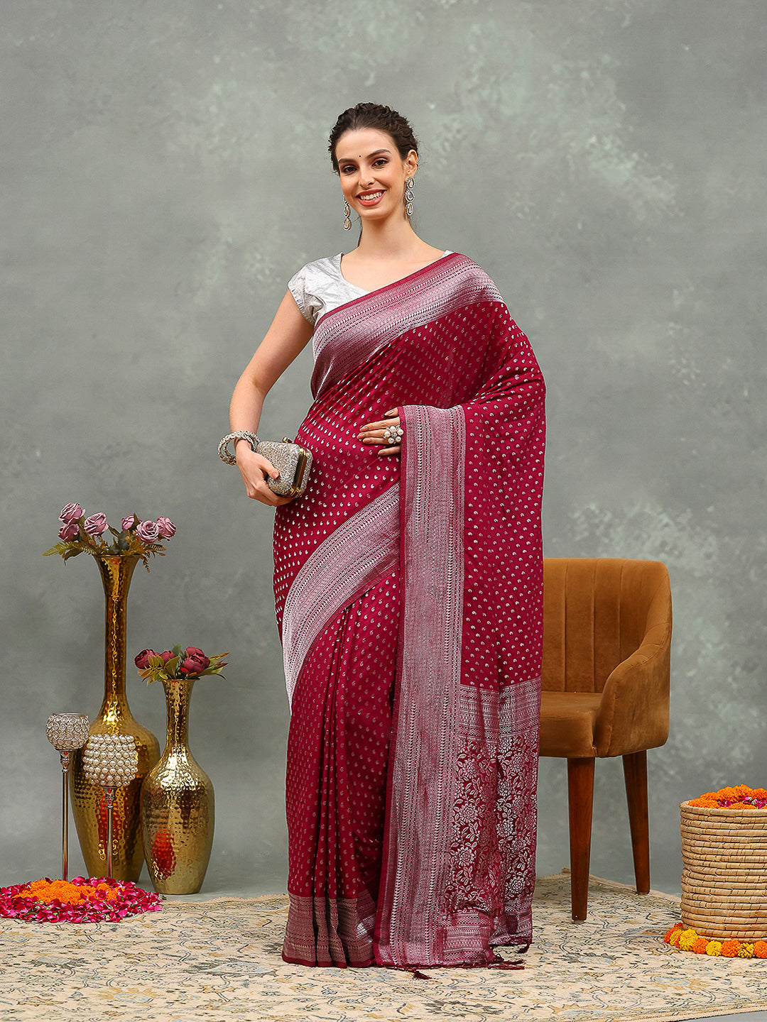 Zaari Jaal Crepe Saree