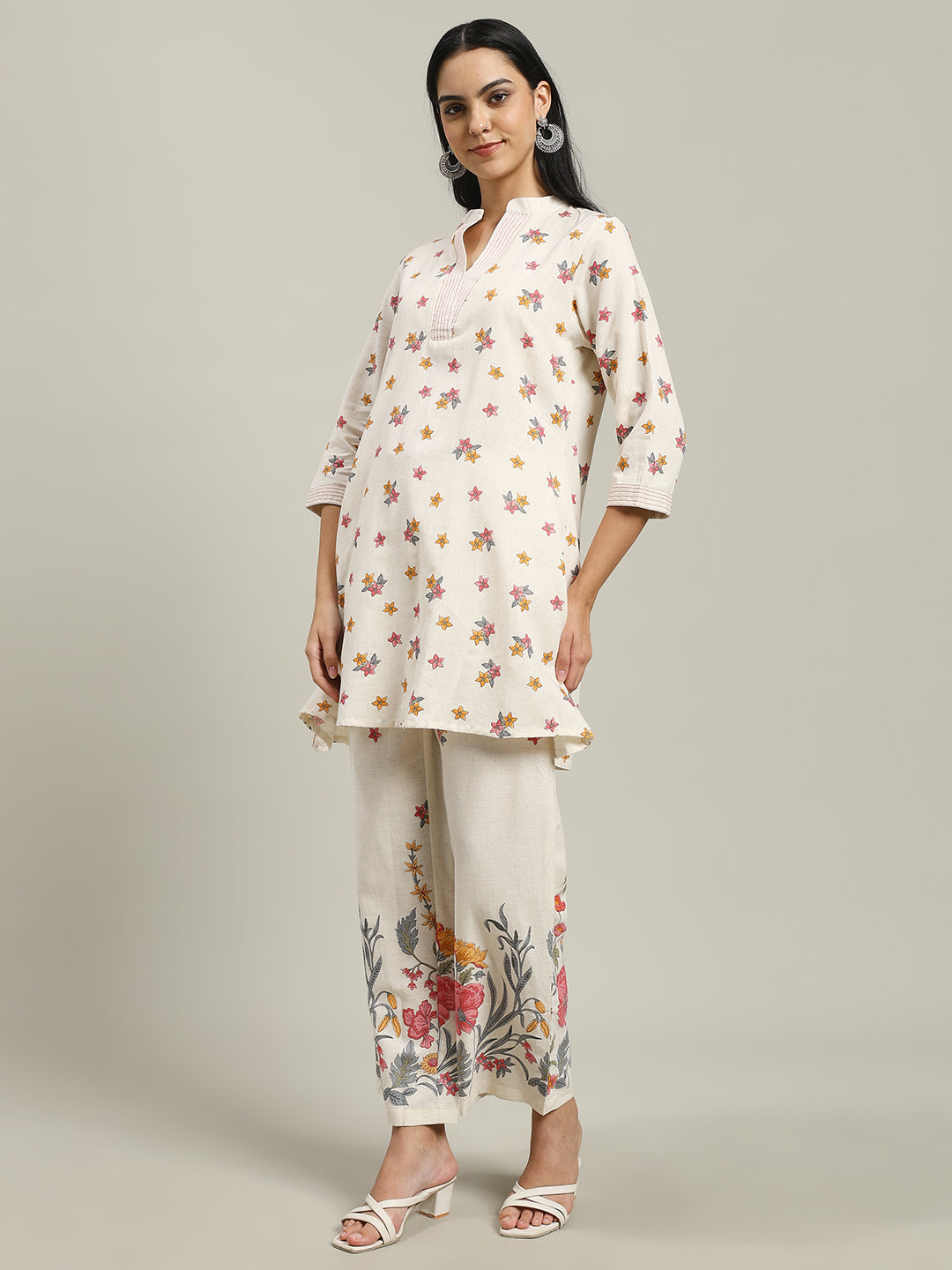 Printed Cotton Blend Kurta With Pants