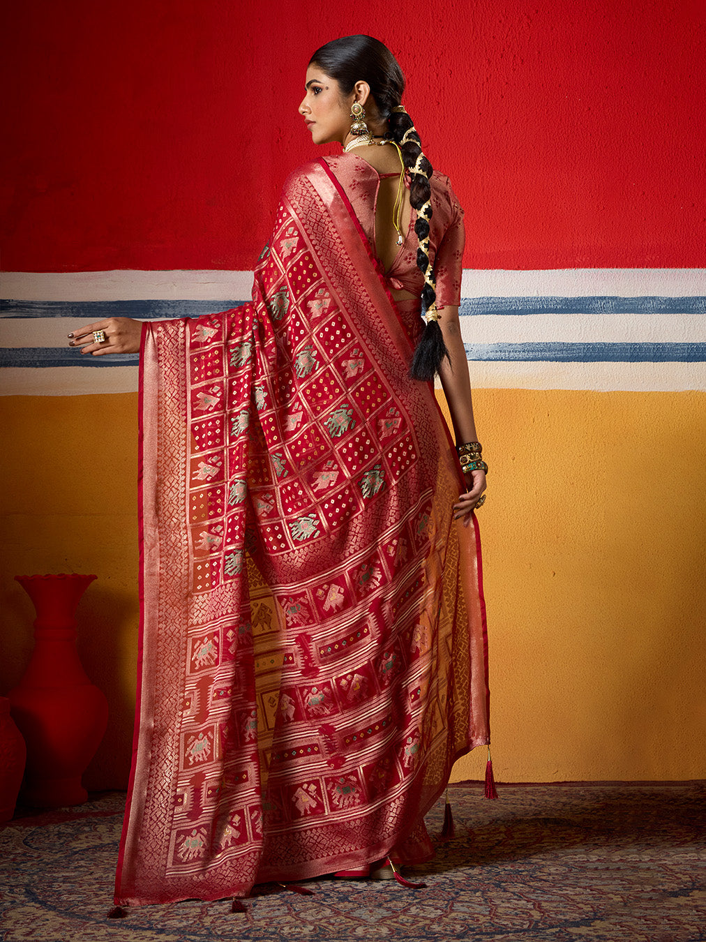 Abstract Print Georgette Saree
