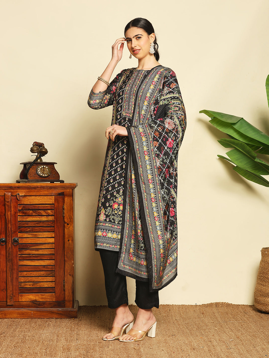 Printed Muslin Suit With Pant &amp; Dupatta