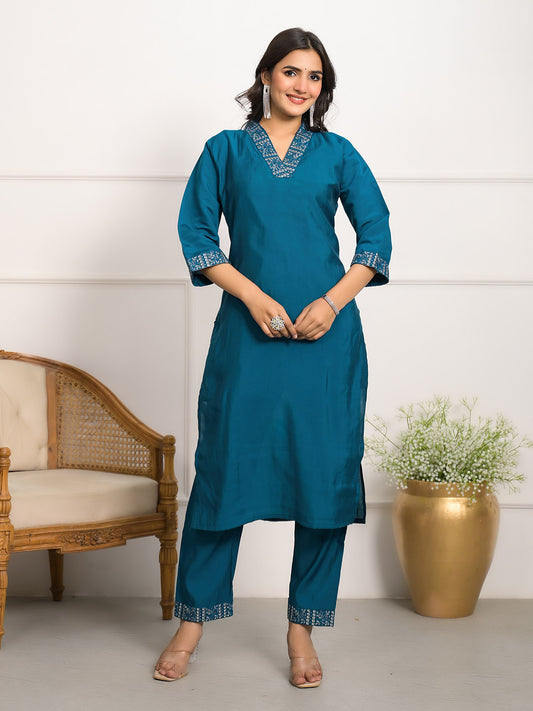 Neck Embroidered Chanderi Kurta With Pants & Dupatta