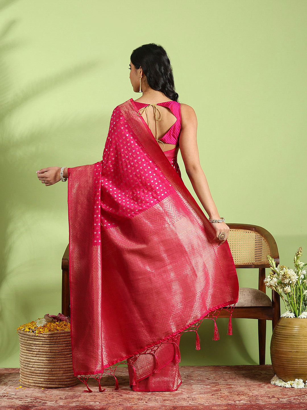 Plain Crepe Saree