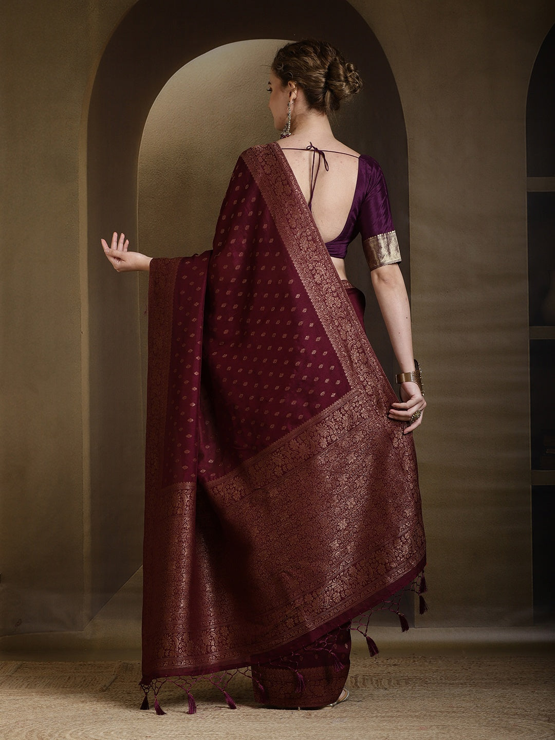 Woven Design Tussar Saree