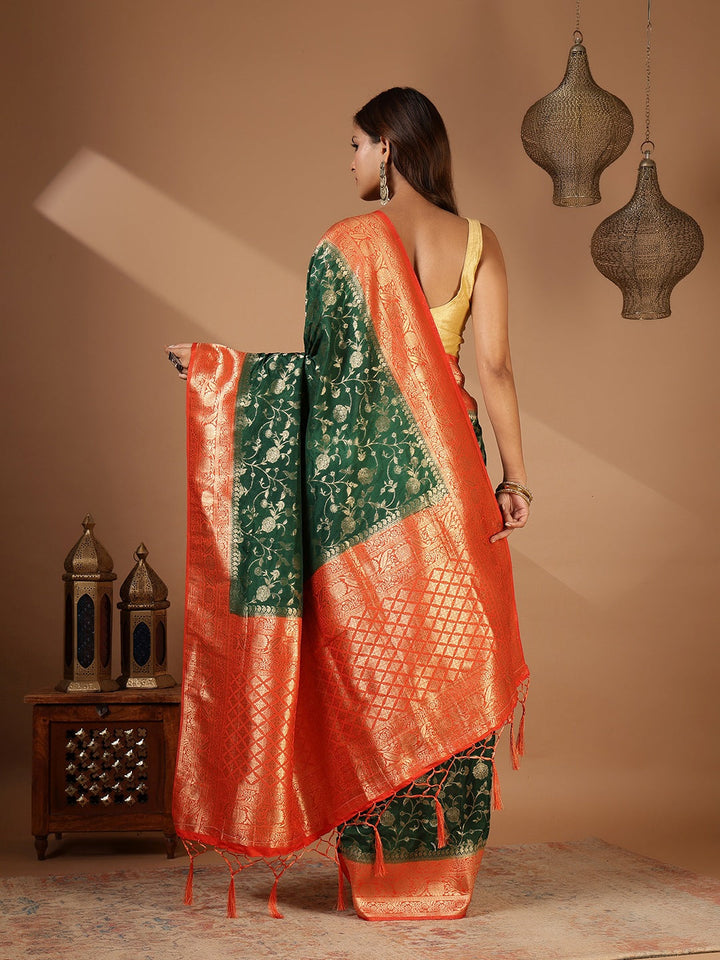 Plain Crepe Saree
