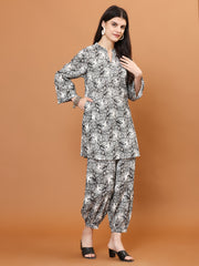 Digital Printed Cotton Blend Kurta With Pants