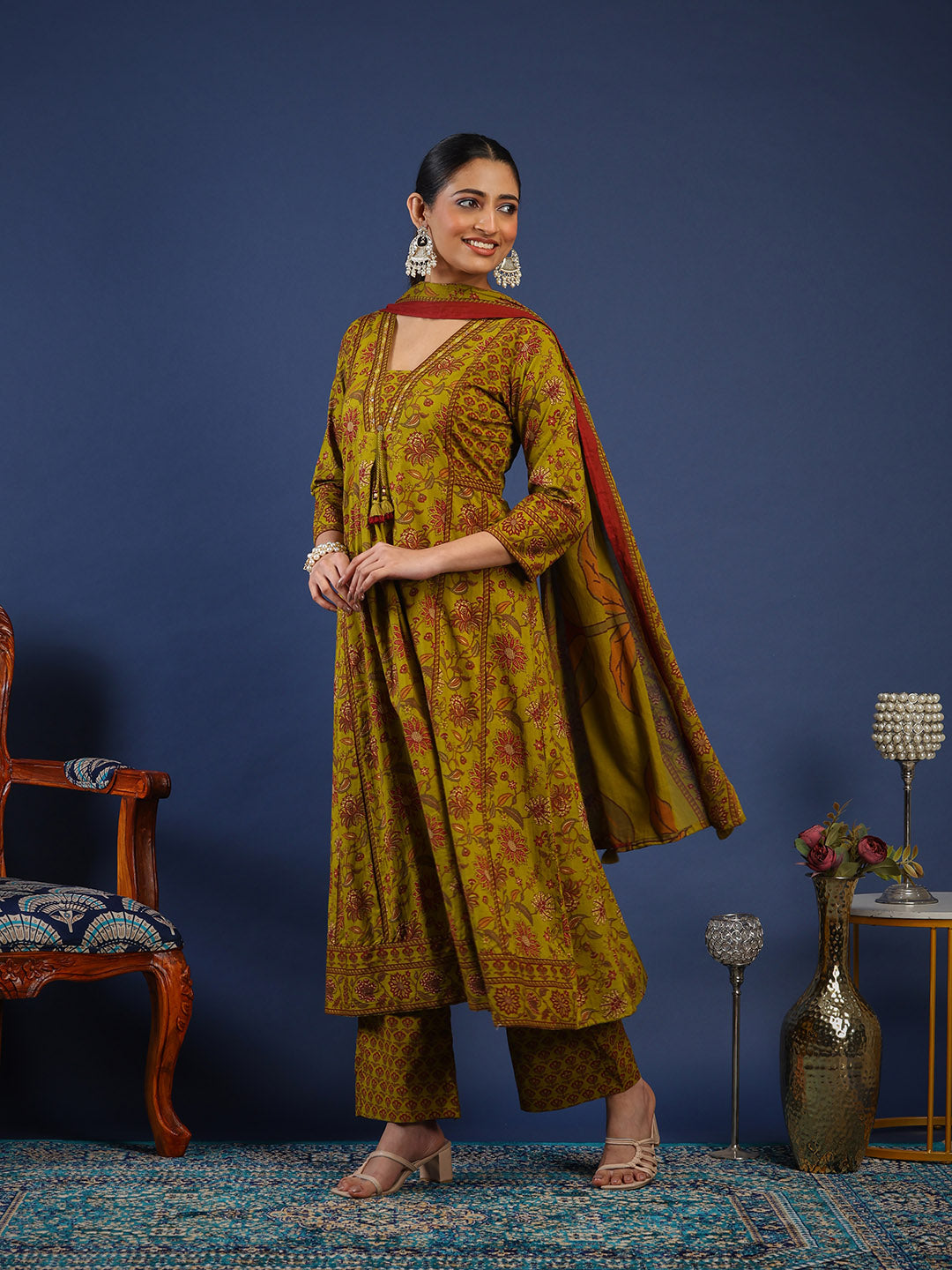 Mehndi Cotton Blend Printed Straight Suit Set