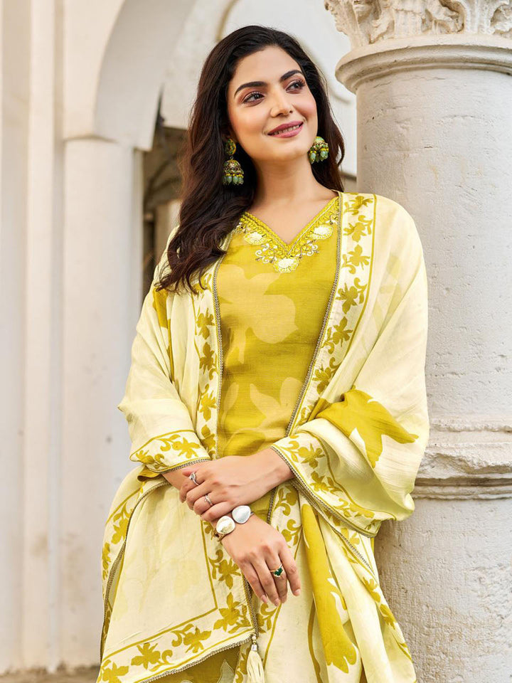 Printed Muslin Kurta With Pants &amp; Dupatta