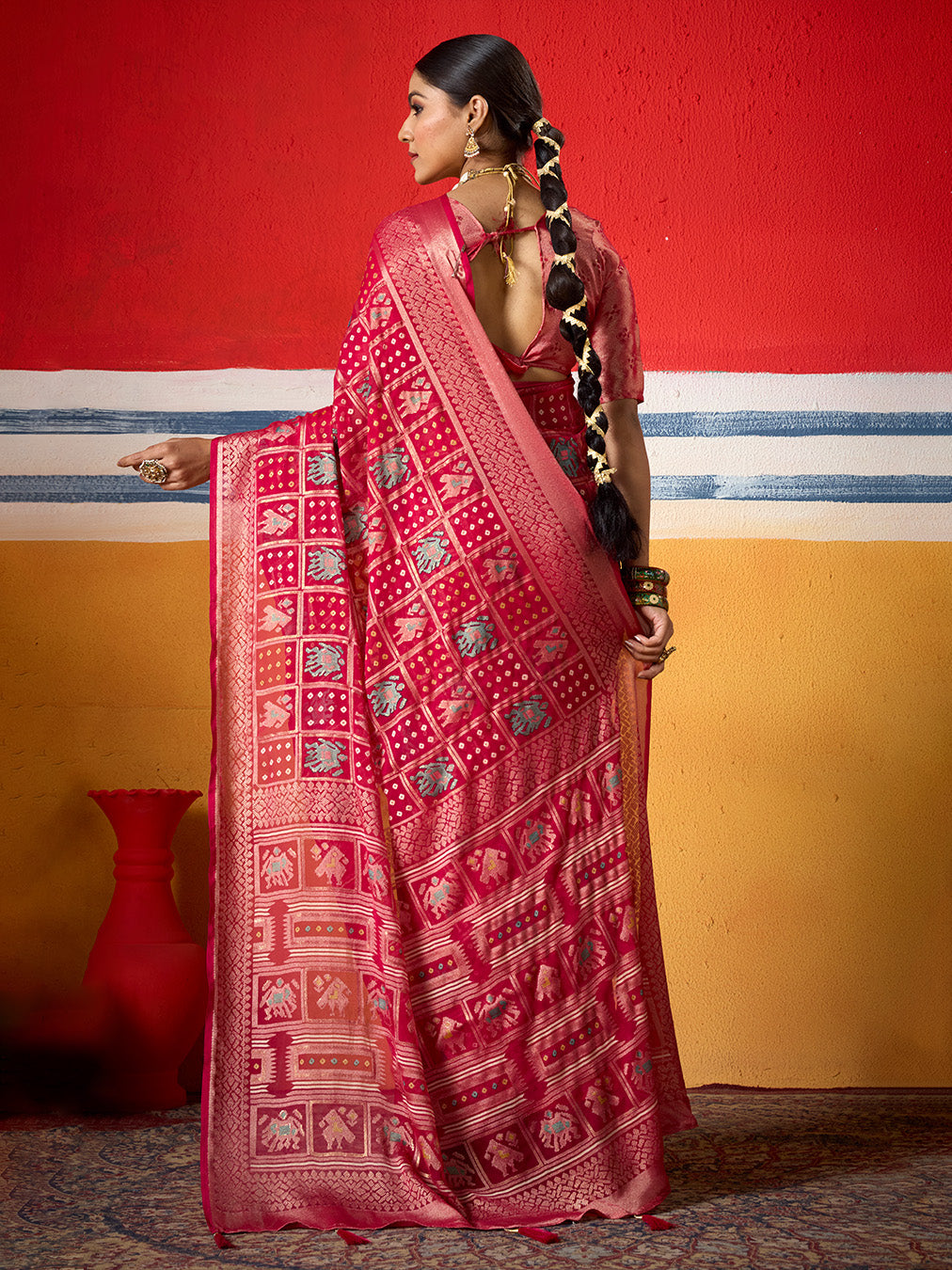 Abstract Print Georgette Saree