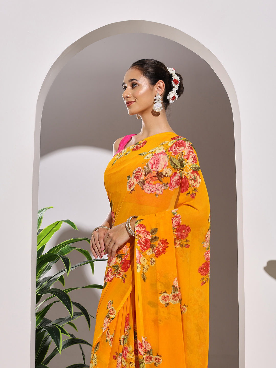 Floral Printed Georgette Saree