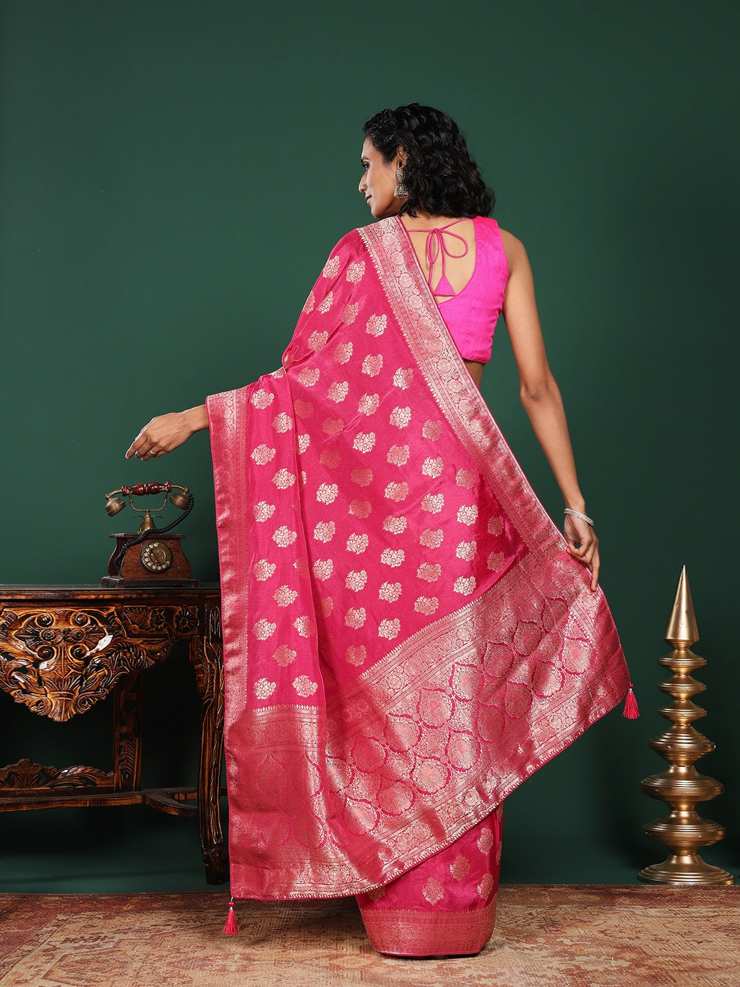 Woven Design Cotton Blend Saree