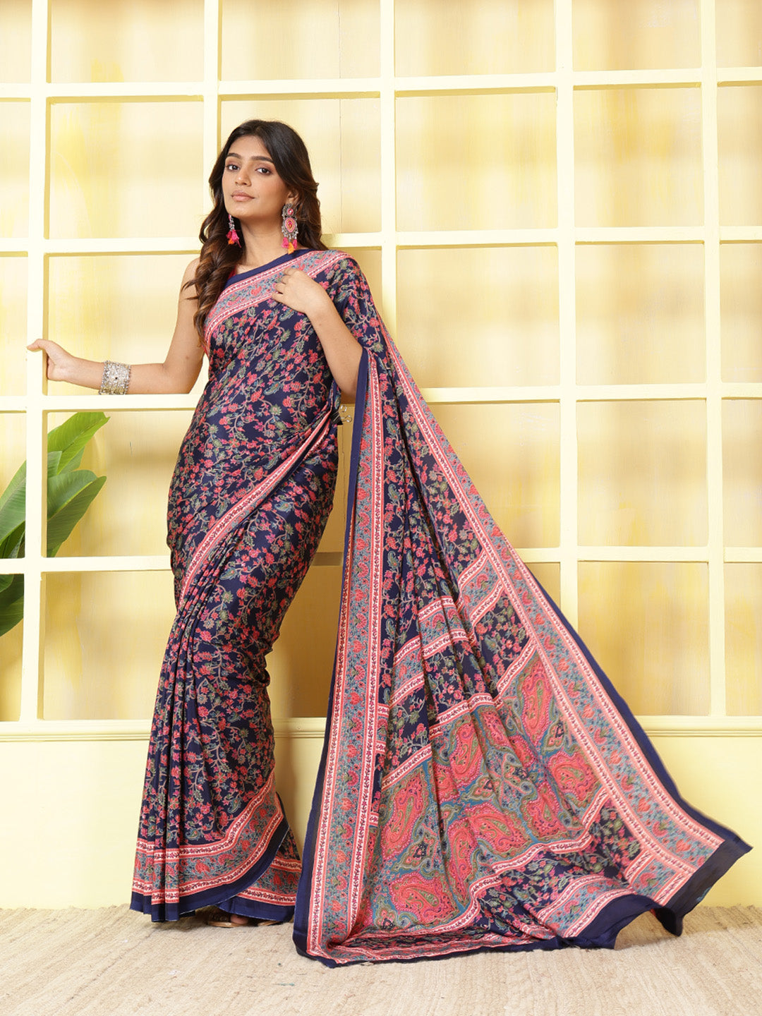 Floral Printed Crepe Saree