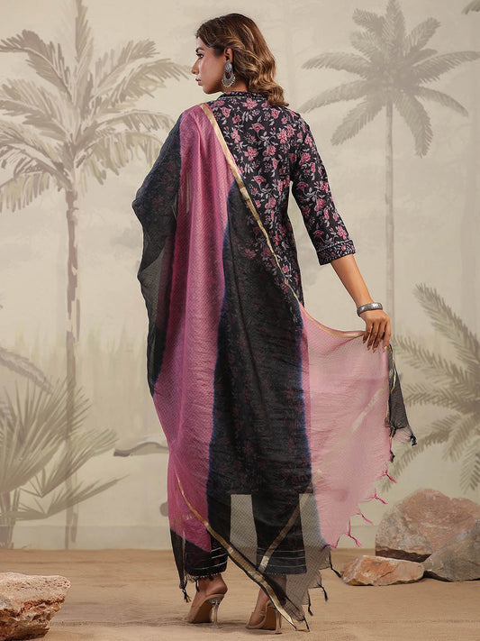 Digital Floral Printed Cotton Blend Kurta With Pants & Dupatta