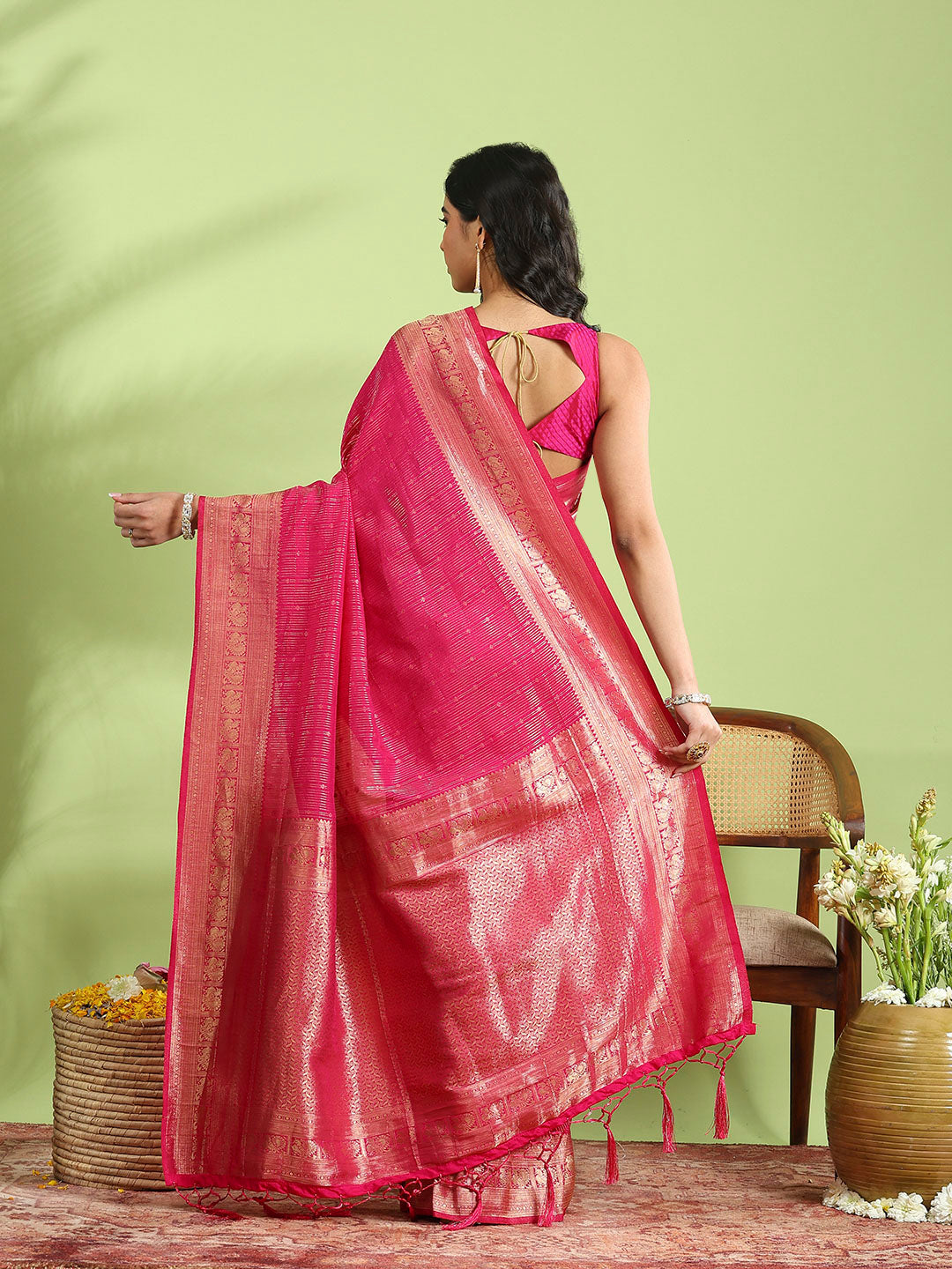 Plain Crepe Saree
