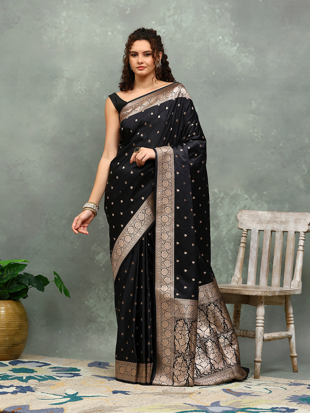 Zari Border Booti Art Silk Woven Saree