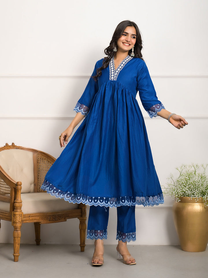 Neck Embroidery Muslin Kurta With Pants &amp; Dupatta