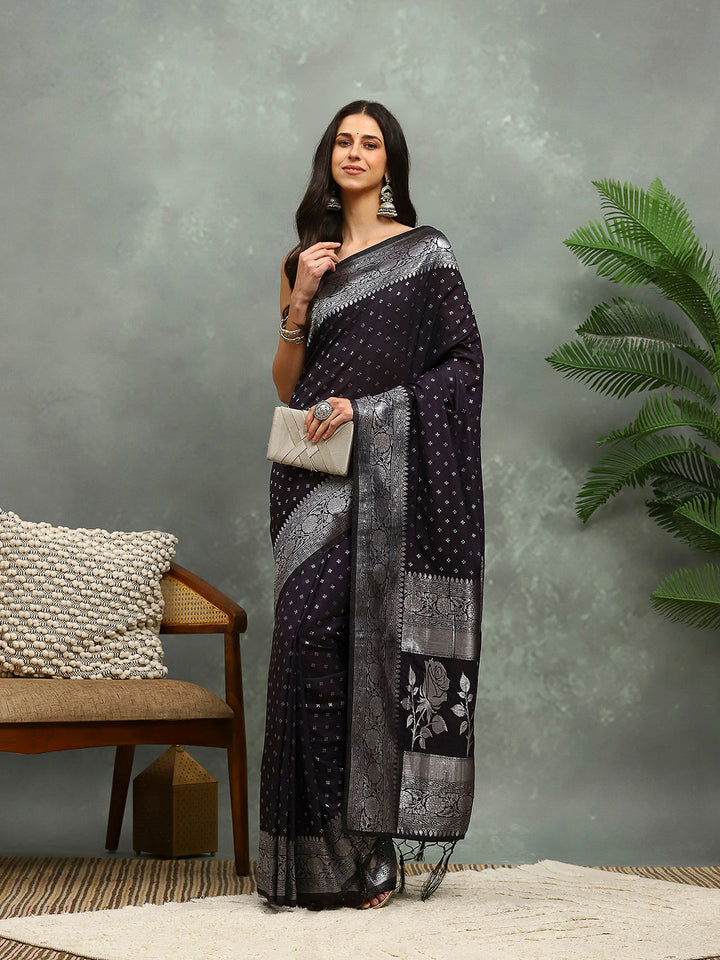 Zaari Jaal Crepe Saree