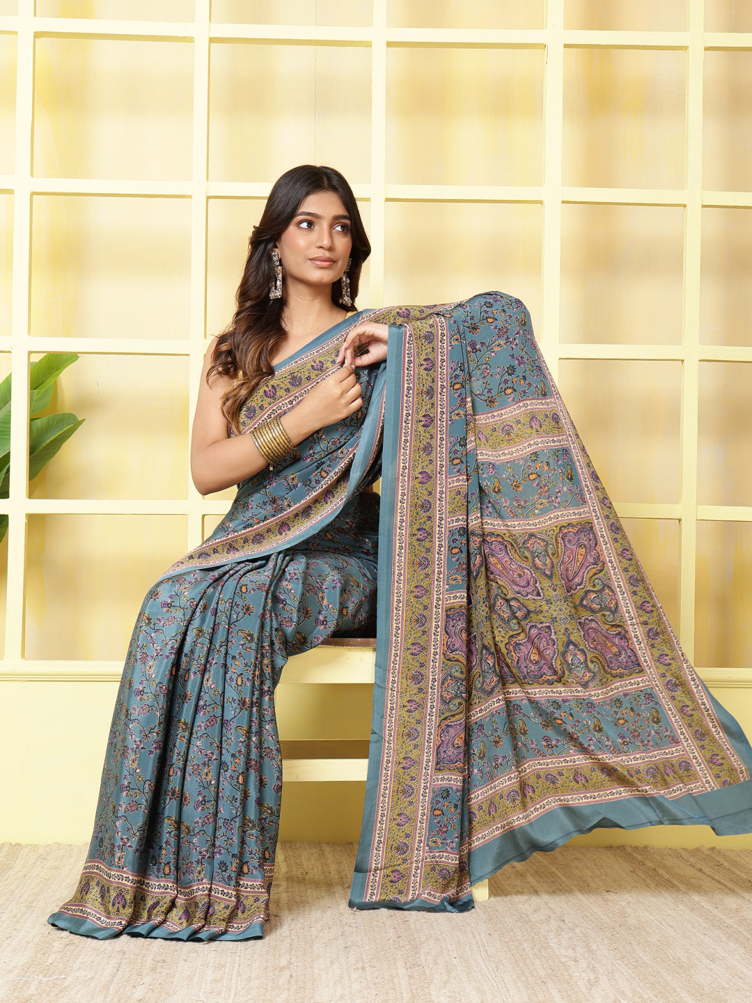 Floral Printed Crepe Saree