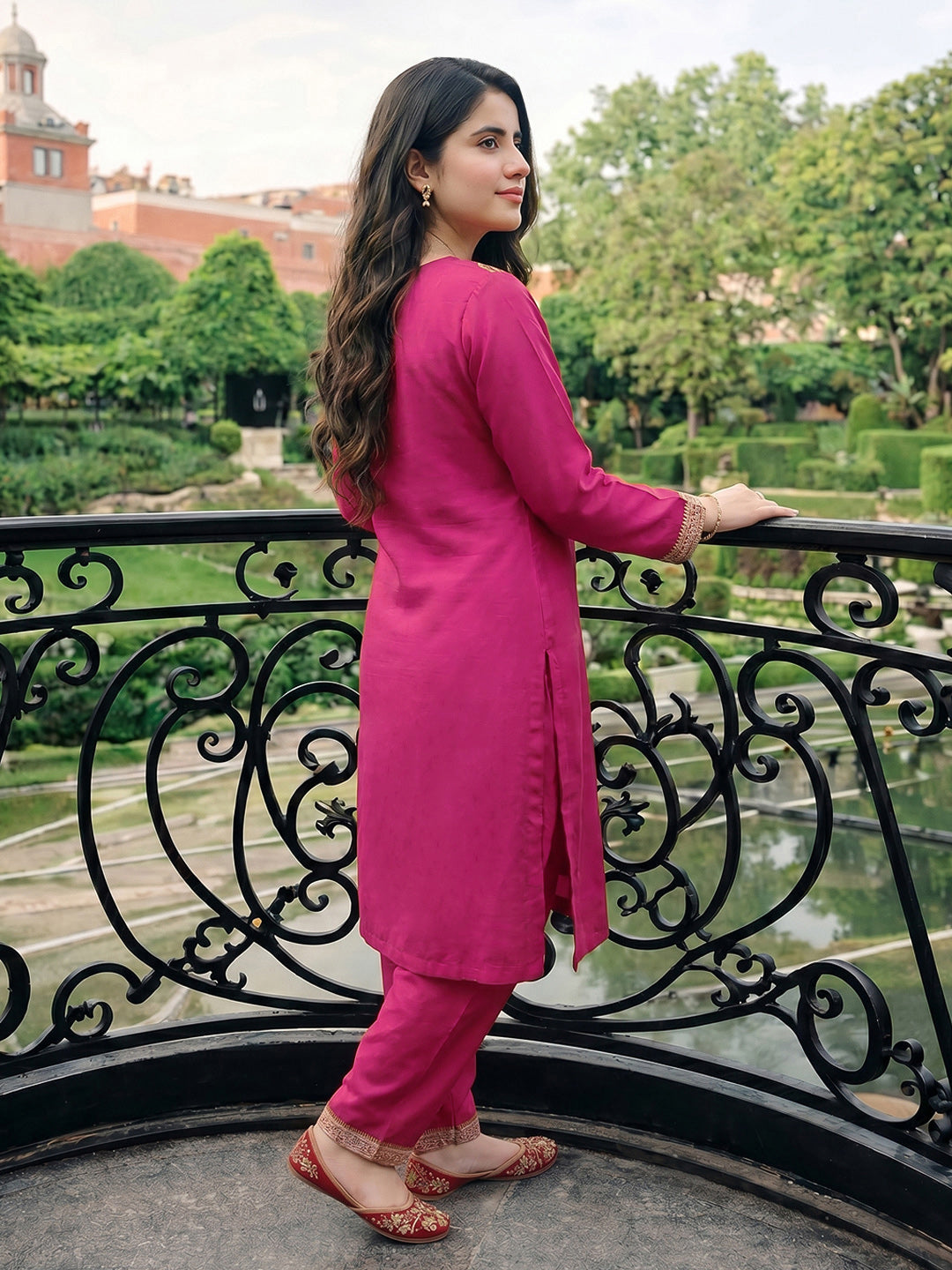 Embroidered Organza Suit Set With Dupatta