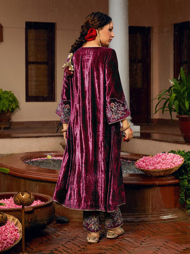 Embroidered Velvet Kurta With Pant &amp; Dupatta