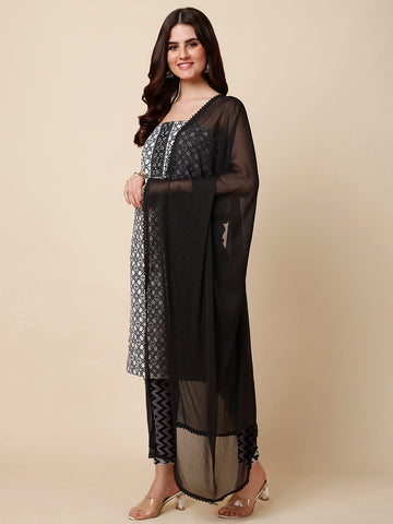 Neck Patti Cotton Unstitched Suit With Dupatt