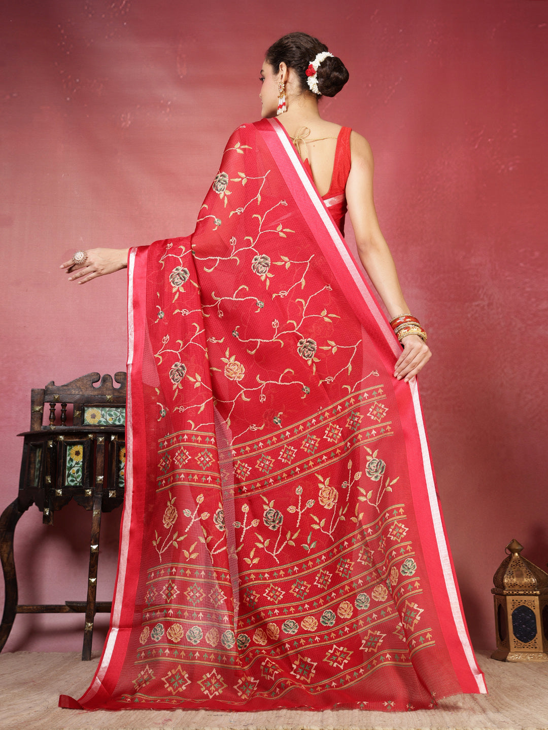 Floral Printed Cotton Blend Saree