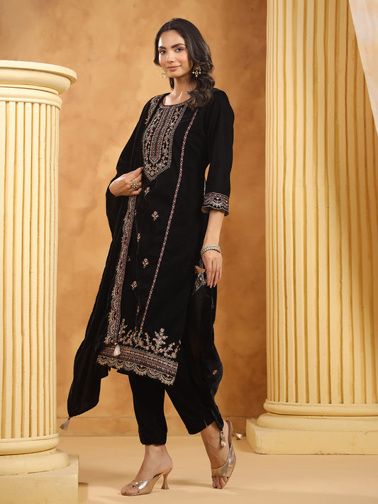 Neck Zari Embroidered Velvet Kurta With Pants & Dupatta