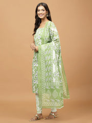 Floral Printed Cotton Blend Unstitched Suit Piece With Dupatta