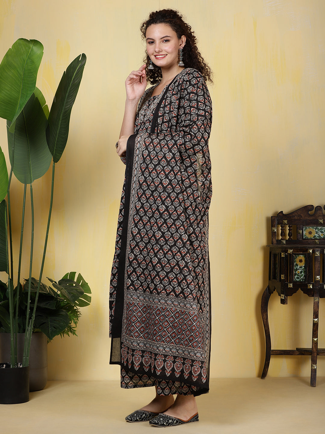 Printed Cotton Blend Kurta With Pants & Dupatta