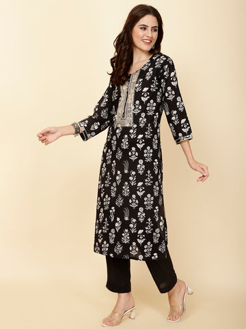 Neck Embroidery & Printed Cotton Kurta Set