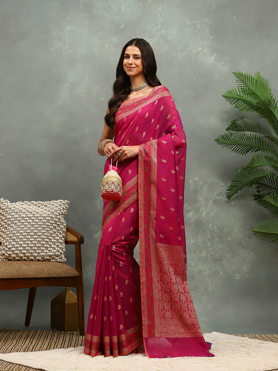Resham Embroidered Cotton Blend Woven Saree