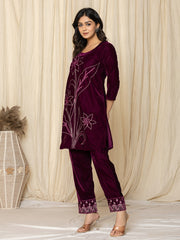 Zari Neck Embroidered Velvet Kurta With Pants